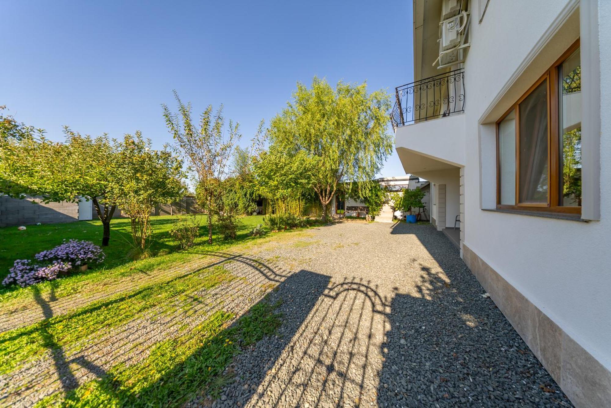 La Casa Blanca Apartamento Vladimirescu Exterior foto